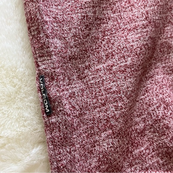 Men’s Volcom Henley - Picture 8 of 8